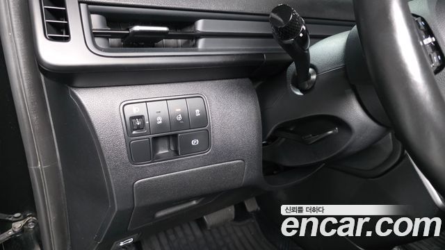 Hyundai Staria Cargo 5-Seater Modern 2022 — фото 14