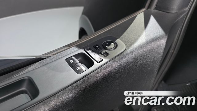 Hyundai Staria Cargo 5-Seater Modern 2022 — фото 30