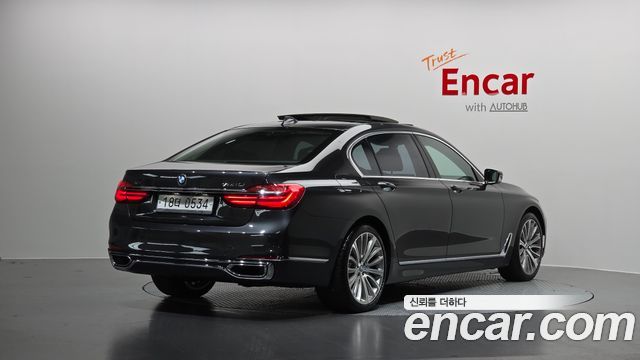 BMW 7 Series (G11) 740Li xDrive 2016 — фото 2