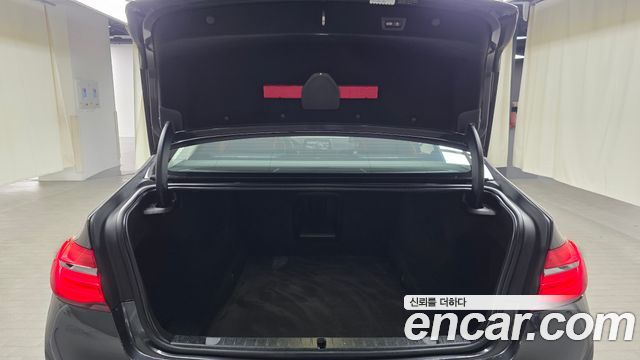 BMW 7 Series (G11) 740Li xDrive 2016 — фото 20