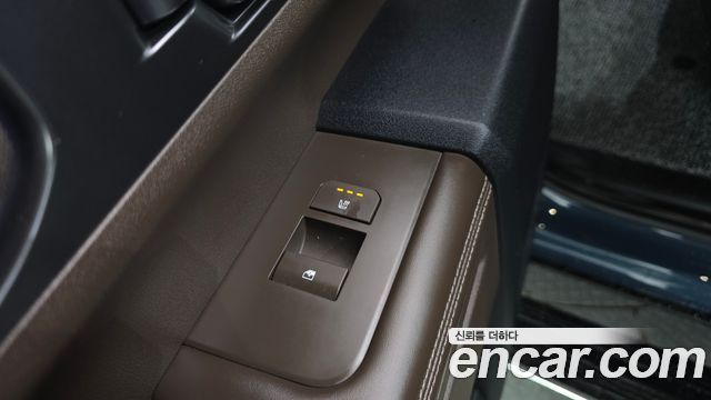 Kia Tasman 2.5T Gasoline 4WD Extreme 2026 — фото 29
