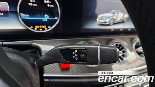 Mercedes-Benz E-Class (W213) E450 4MATIC Cabriolet 2019 — фото 9