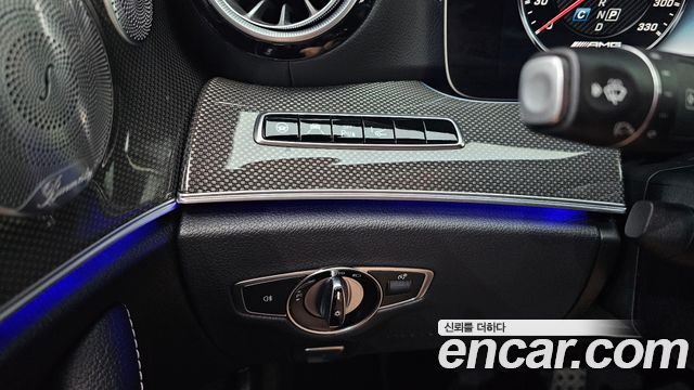 Mercedes-Benz E-Class (W213) E450 4MATIC Cabriolet 2019 — фото 22