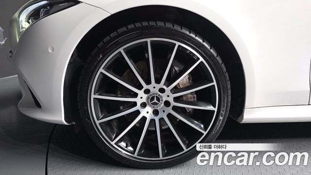 Mercedes-Benz CLS-Class (C257) CLS400d 4MATIC 2019 — фото 5