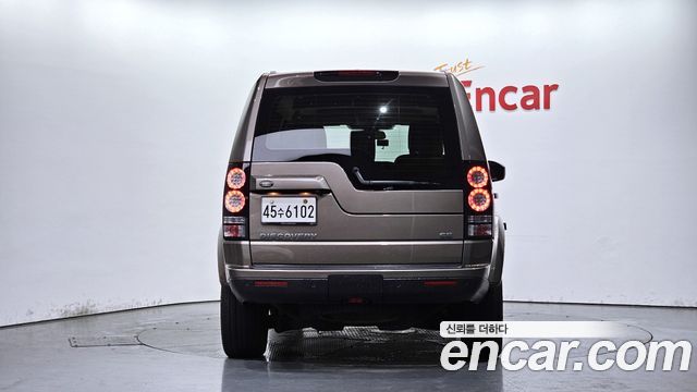 Land Rover Discovery 4 3.0 SDV6 SE 2015 — фото 4