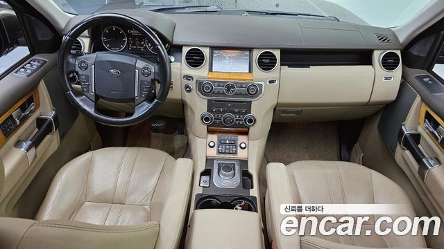 Land Rover Discovery 4 3.0 SDV6 SE 2015 — фото 7