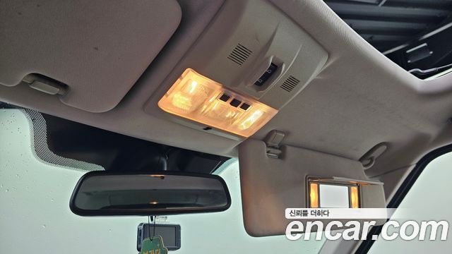 Land Rover Discovery 4 3.0 SDV6 SE 2015 — фото 17