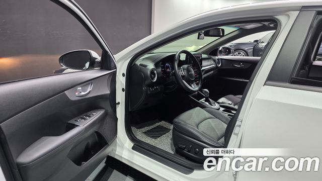 Kia K3 (II) 1.6 Prestige 2022 — фото 10