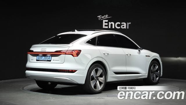 Audi e-tron 55 Quattro Sportback 2021 — фото 2