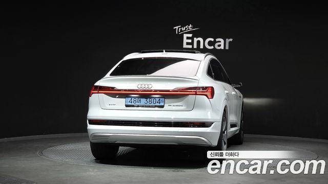 Audi e-tron 55 Quattro Sportback 2021 — фото 4