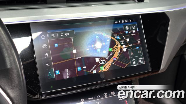 Audi e-tron 55 Quattro Sportback 2021 — фото 14