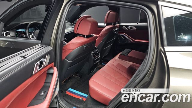 BMW X6 (G06) xDrive40i M Sport 2021 — фото 16