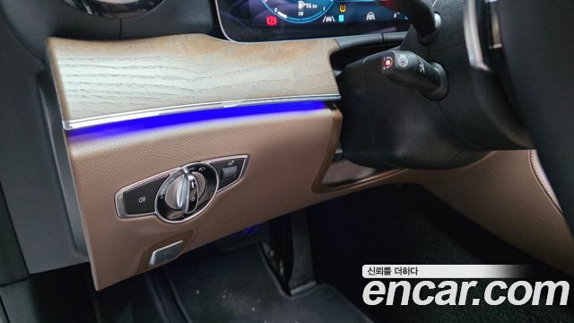 Mercedes-Benz E-Class (W213) E250 Exclusive 2022 — фото 33