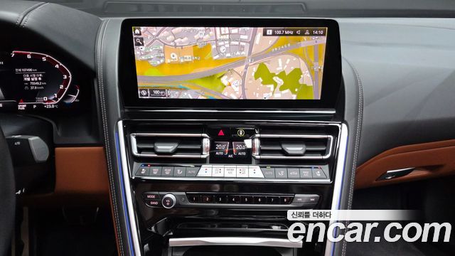 BMW 8 Series (G15) M850i xDrive Gran Coupe 2023 — фото 13