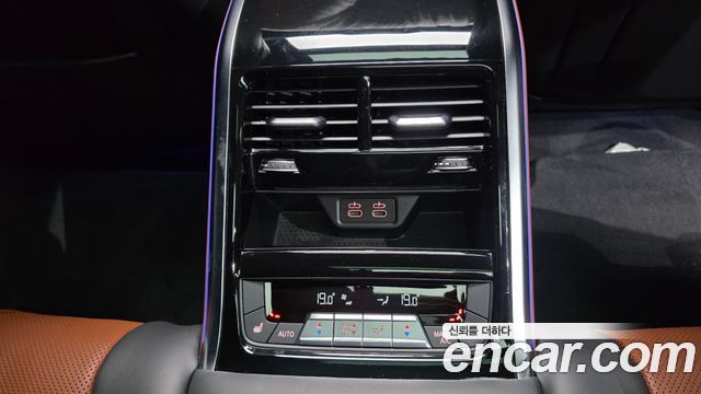BMW 8 Series (G15) M850i xDrive Gran Coupe 2023 — фото 34