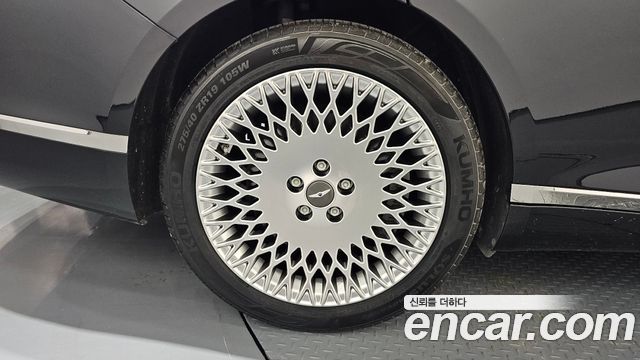 Genesis G80 (RG3) Gasoline 2.5 Turbo AWD 2023 — фото 21