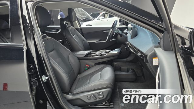 Kia EV6 Long Range Air 2023 — фото 32