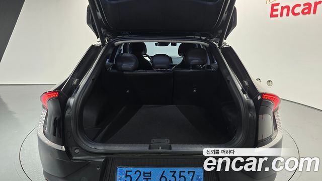 Kia EV6 Long Range Air 2023 — фото 38