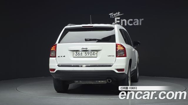 Jeep Compass 2.4 Limited 1st 2012 — фото 4