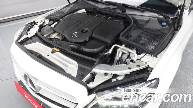 Mercedes-Benz C-Class (W205) C220 d Avantgarde 2019 — фото 6