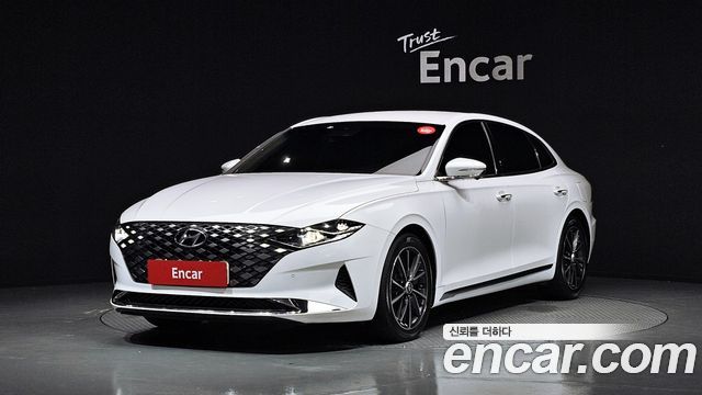 Hyundai Grandeur (IG) 2.5 Le Blanc 2022 — фото 1