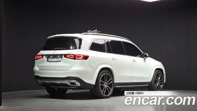 Mercedes-Benz GLS-Class (X167) GLS580 4MATIC 2023 — фото 2