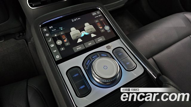 Genesis G90 (RS4) Gasoline 3.5 Turbo AWD 2022 — фото 18