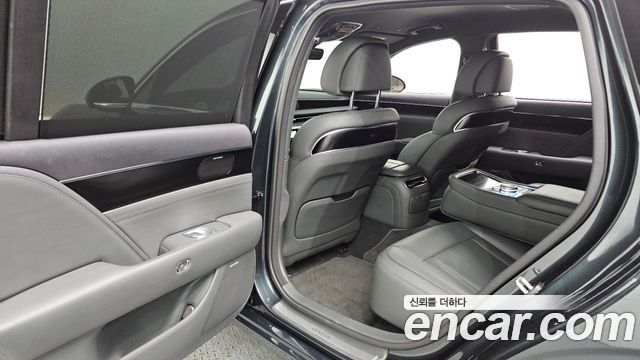 Genesis G90 (RS4) Gasoline 3.5 Turbo AWD 2022 — фото 26