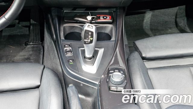 BMW 1 Series (F20) 118d Sport 5Door 2015 — фото 9