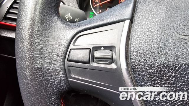 BMW 1 Series (F20) 118d Sport 5Door 2015 — фото 15