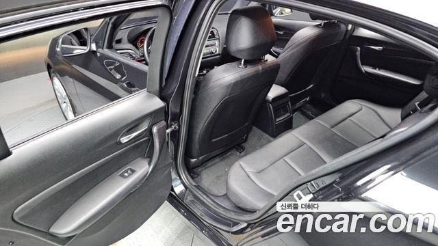 BMW 1 Series (F20) 118d Sport 5Door 2015 — фото 16