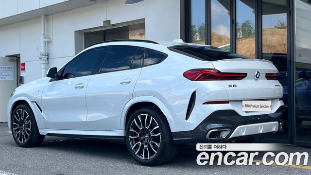 BMW X6 (G06) xDrive40i M Sport 2024 — фото 2