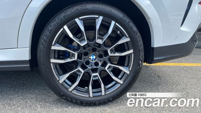 BMW X6 (G06) xDrive40i M Sport 2024 — фото 5