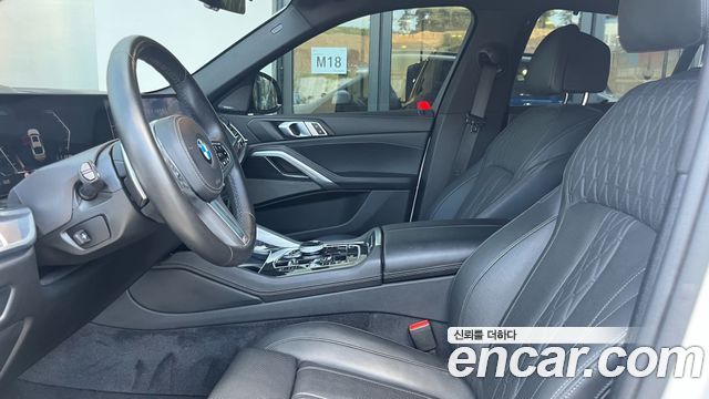 BMW X6 (G06) xDrive40i M Sport 2024 — фото 10