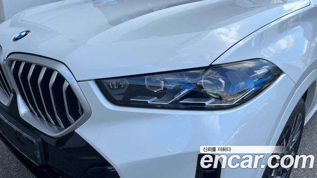 BMW X6 (G06) xDrive40i M Sport 2024 — фото 21