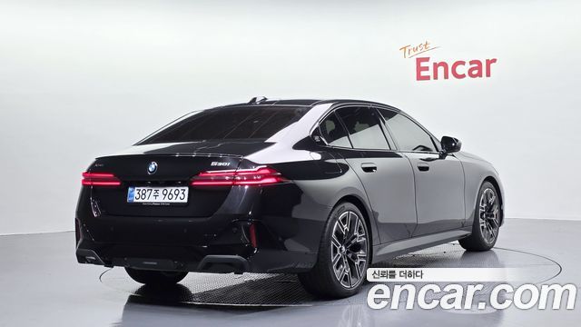 BMW 5 Series (G60) 530i xDrive M Sport Pro Special Edition 2026 — фото 2