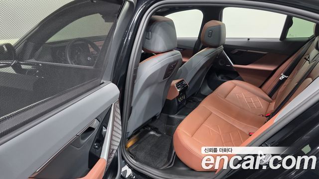 BMW 5 Series (G60) 530i xDrive M Sport Pro Special Edition 2026 — фото 12