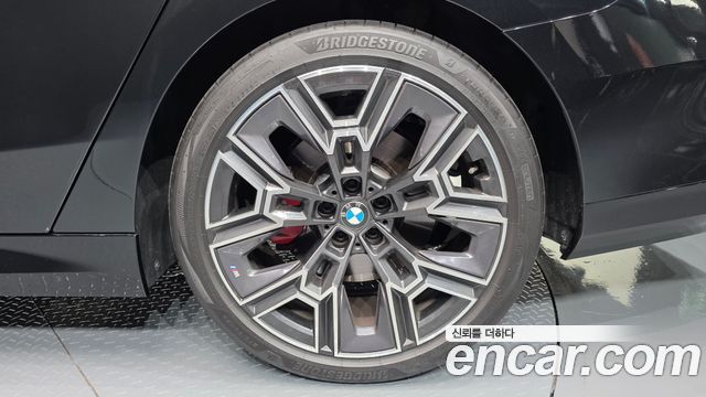 BMW 5 Series (G60) 530i xDrive M Sport Pro Special Edition 2026 — фото 21