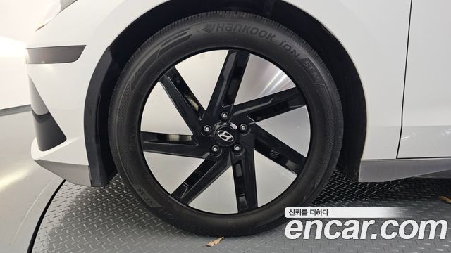 Hyundai Ioniq 6 Long Range Exclusive 2023 — фото 5