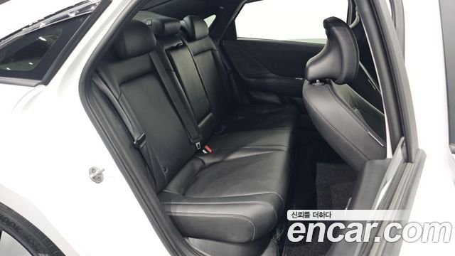 Hyundai Ioniq 6 Long Range Exclusive 2023 — фото 11