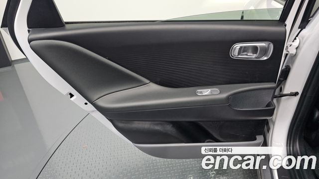 Hyundai Ioniq 6 Long Range Exclusive 2023 — фото 25