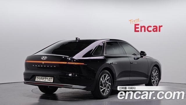 Hyundai Grandeur (GN7) 2,5 Gasoline 2WD Premium 2023 — фото 2