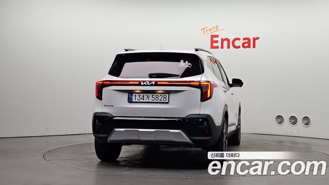 Kia Seltos Gasoline 2.0 2WD Signature 2024 — фото 4