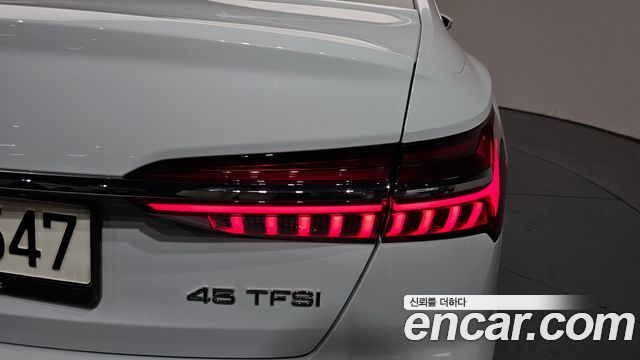 Audi A6 (C8) 45 TFSI Premium 2021 — фото 23