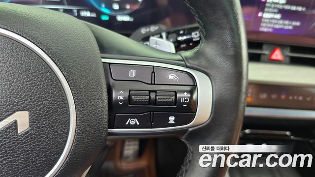 Kia Sportage Hybrid (V) Signature 2WD 2023 — фото 16
