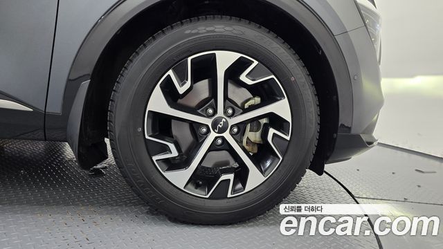 Kia Sportage Hybrid (V) Signature 2WD 2023 — фото 21