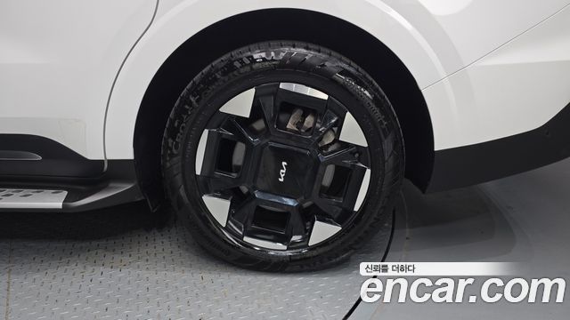 Kia Carnival (IV) HEV 4-Seater Hi Limousine Signature 2024 — фото 21