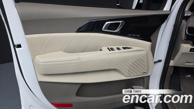 Kia Carnival (IV) HEV 4-Seater Hi Limousine Signature 2024 — фото 24