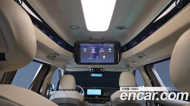 Kia Carnival (IV) HEV 4-Seater Hi Limousine Signature 2024 — фото 31