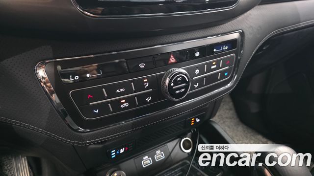 KG Mobility (SsangYong) Rexton Sports Khan Diesel 2.2 4WD Prestige 2023 — фото 16